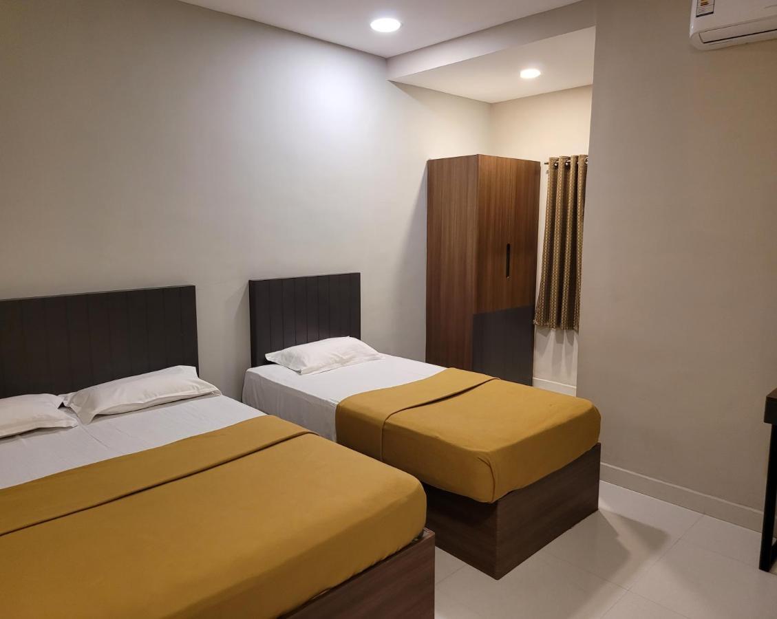 M Square Hotel Vellore Bilik gambar
